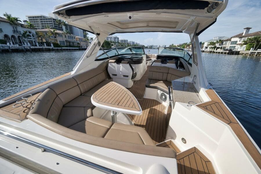 2016 Sea Ray 350 SLX
