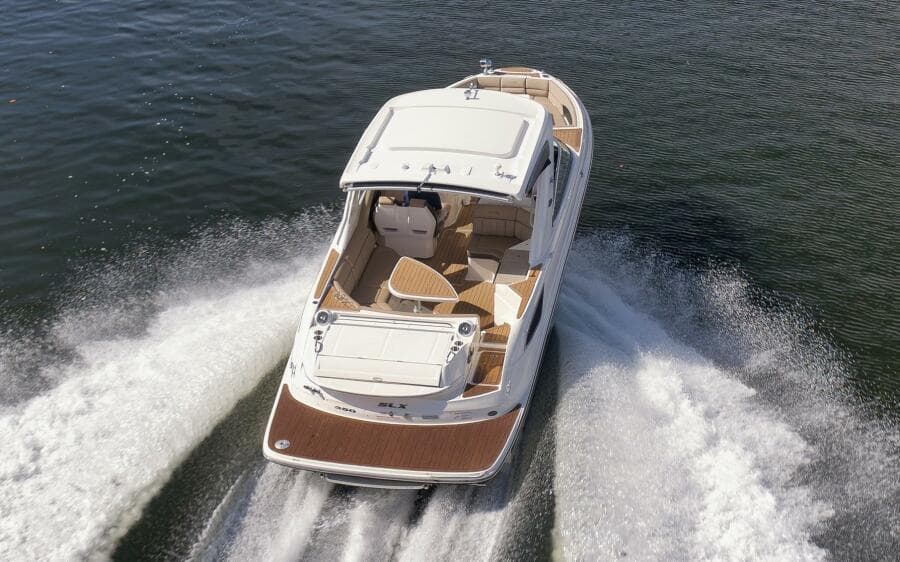2016 Sea Ray 350 SLX