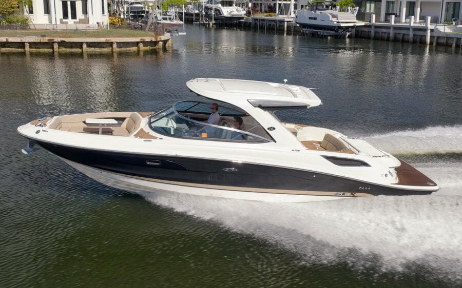 2016 Sea Ray 350 SLX