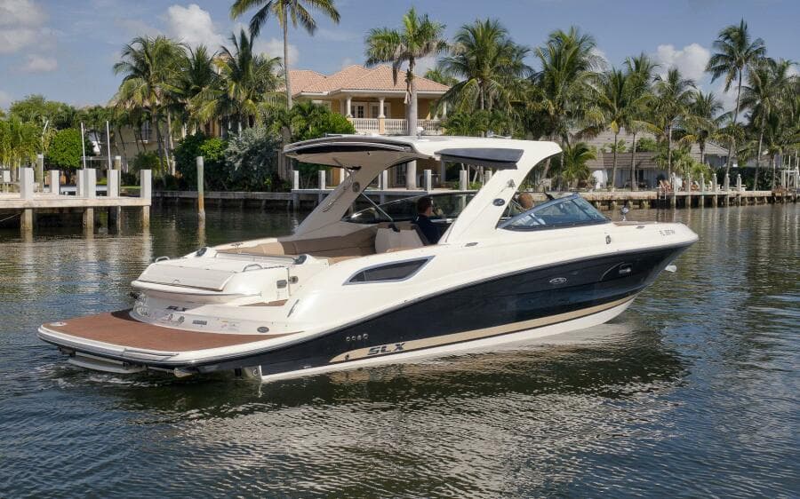 2016 Sea Ray 350 SLX