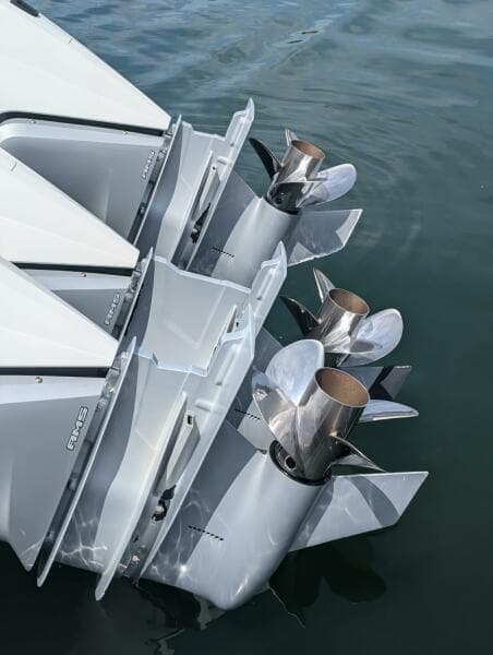 2015 Yellowfin RIB