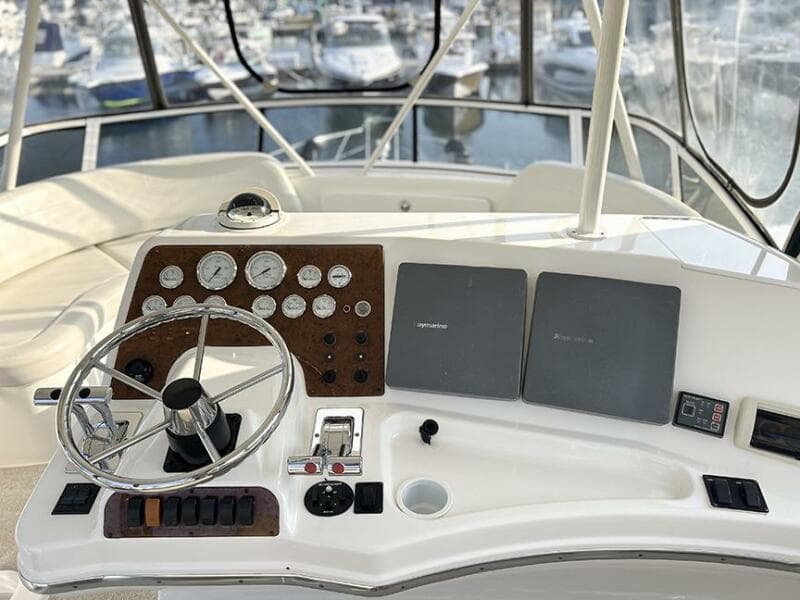 2002 Silverton 42 Convertible