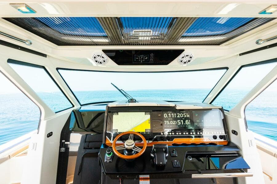 2022 Tiara Sport 