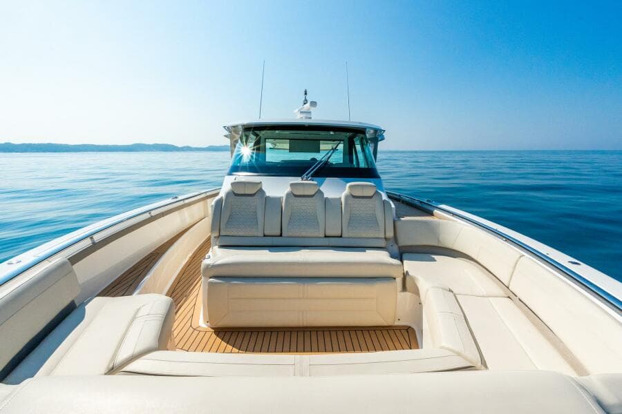 2022 Tiara Sport 