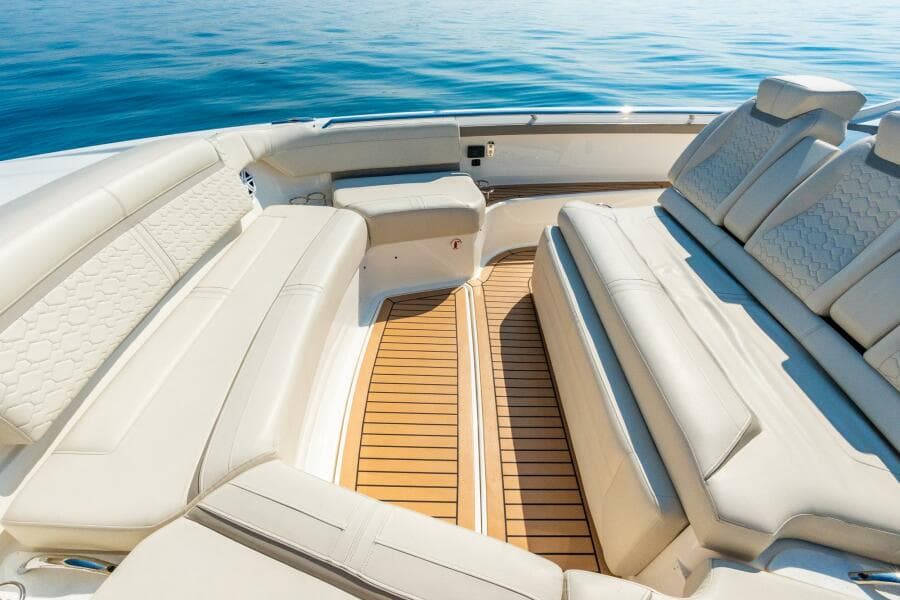 2022 Tiara Sport 