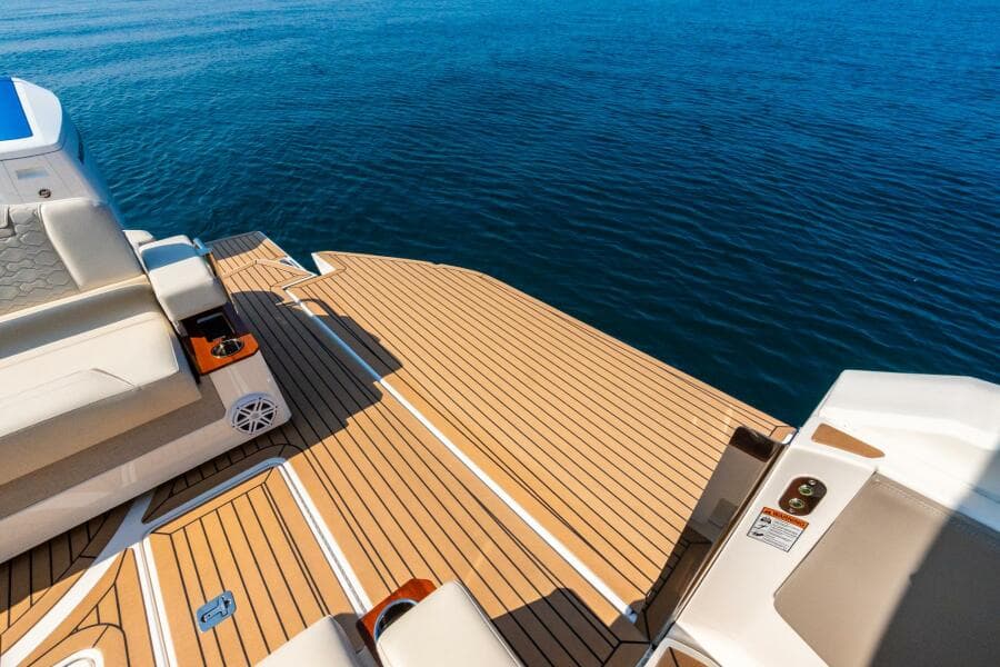 2022 Tiara Sport 