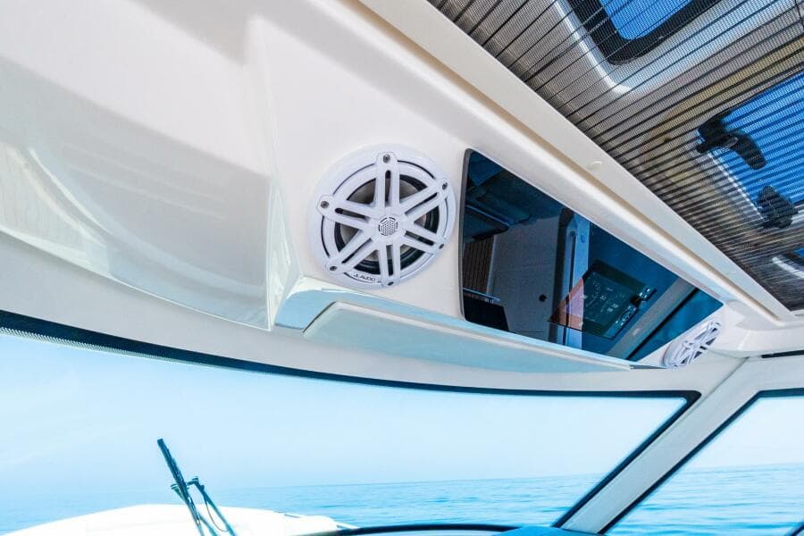 2022 Tiara Sport 