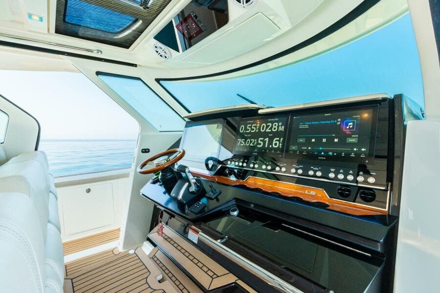 2022 Tiara Sport 