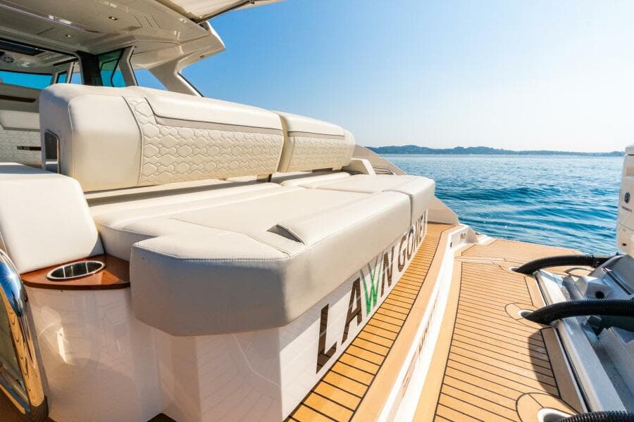 2022 Tiara Sport 