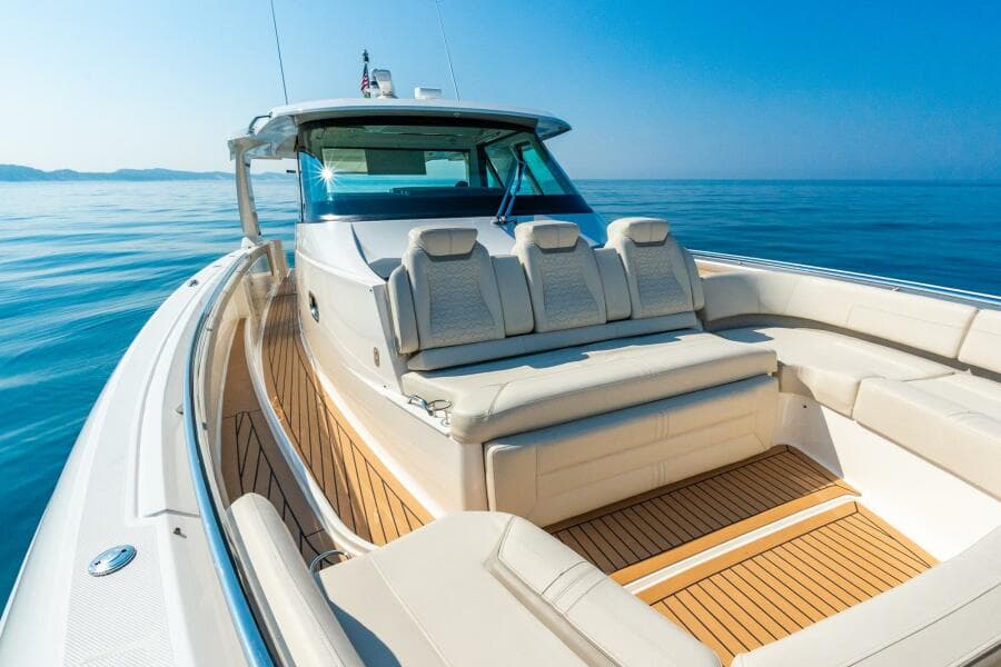 2022 Tiara Sport 