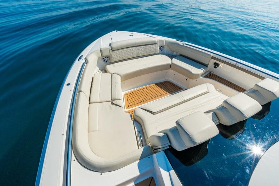 2022 Tiara Sport 