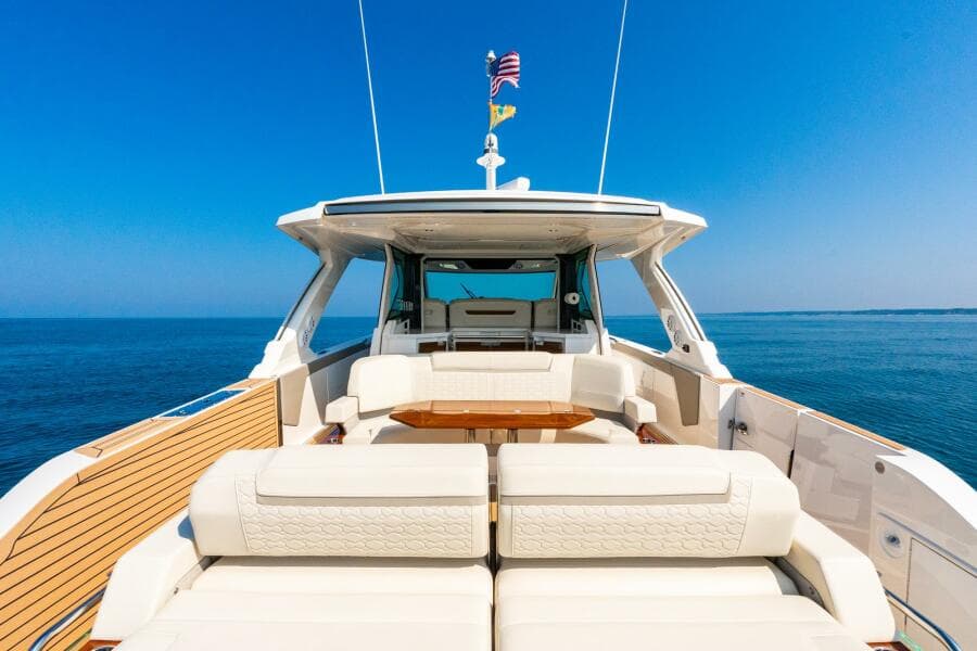 2022 Tiara Sport 