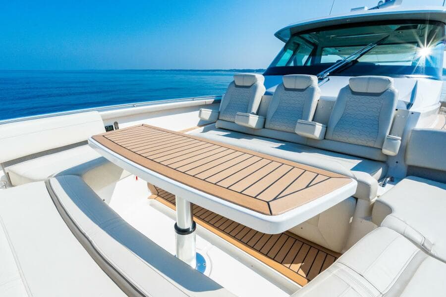 2022 Tiara Sport 