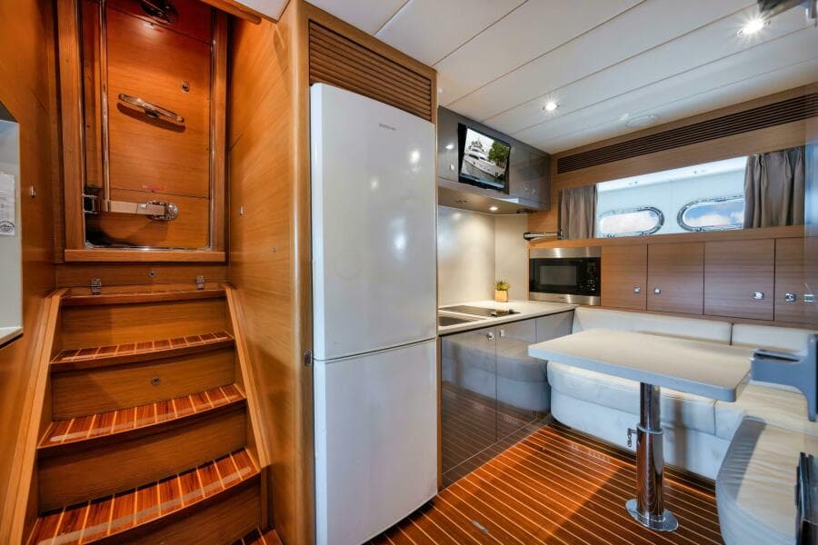 CREW MESS