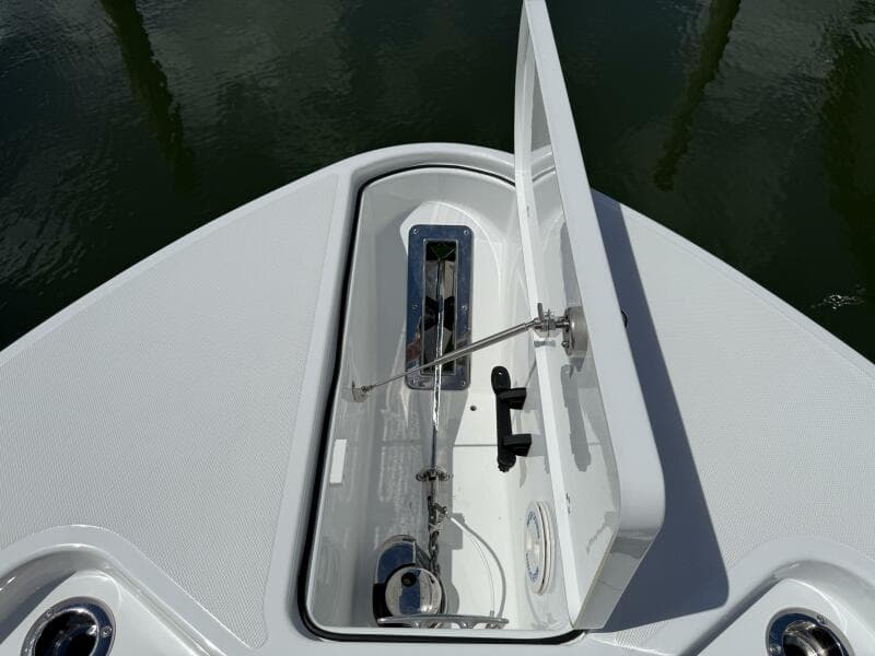2022 Wellcraft 352 Fisherman