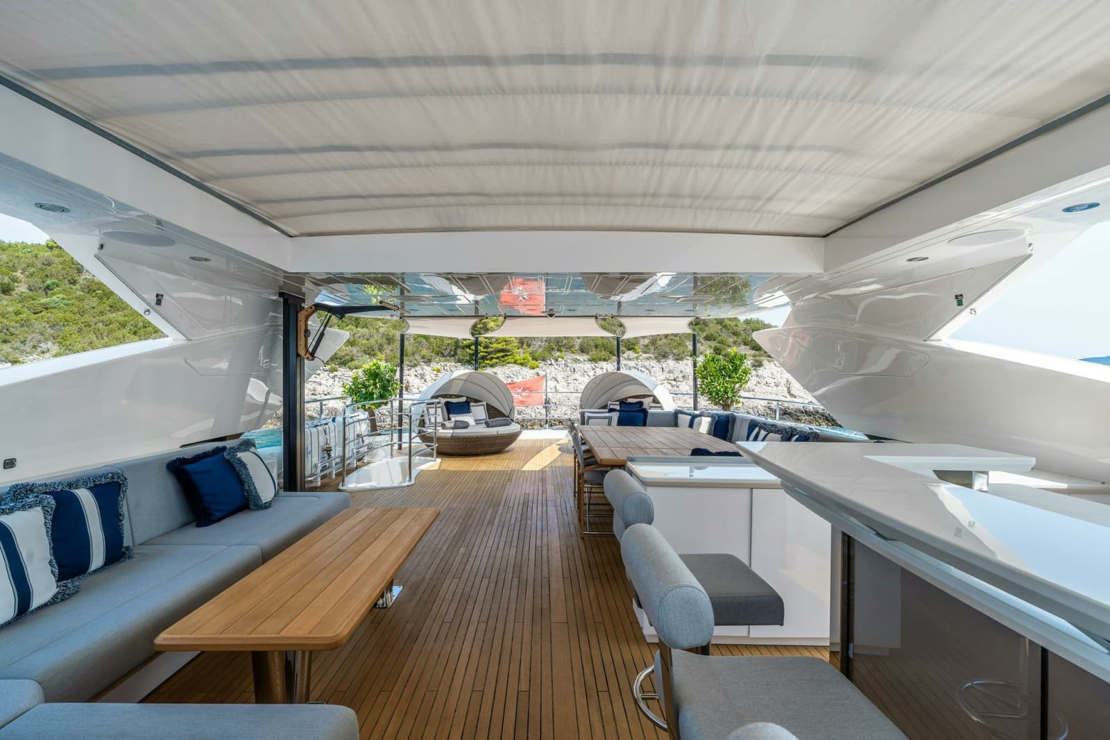 2020 Sunseeker Sunseeker 116 Yacht