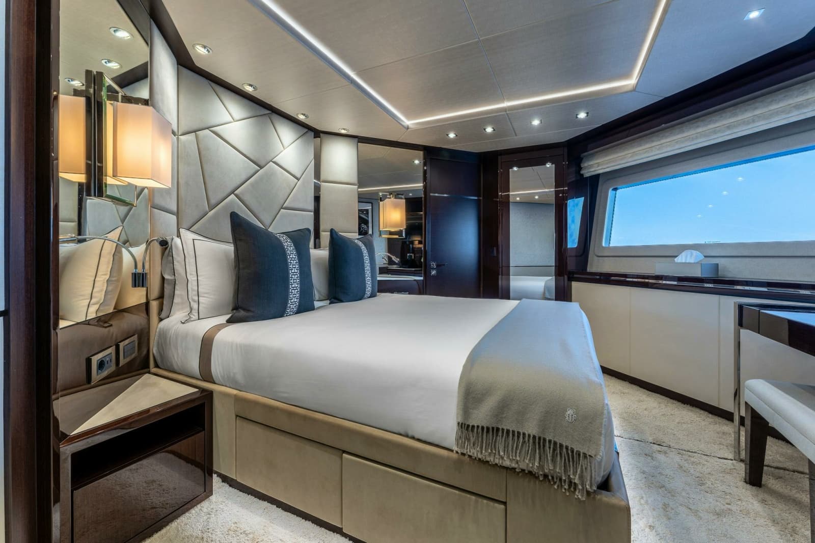 2020 Sunseeker Sunseeker 116 Yacht