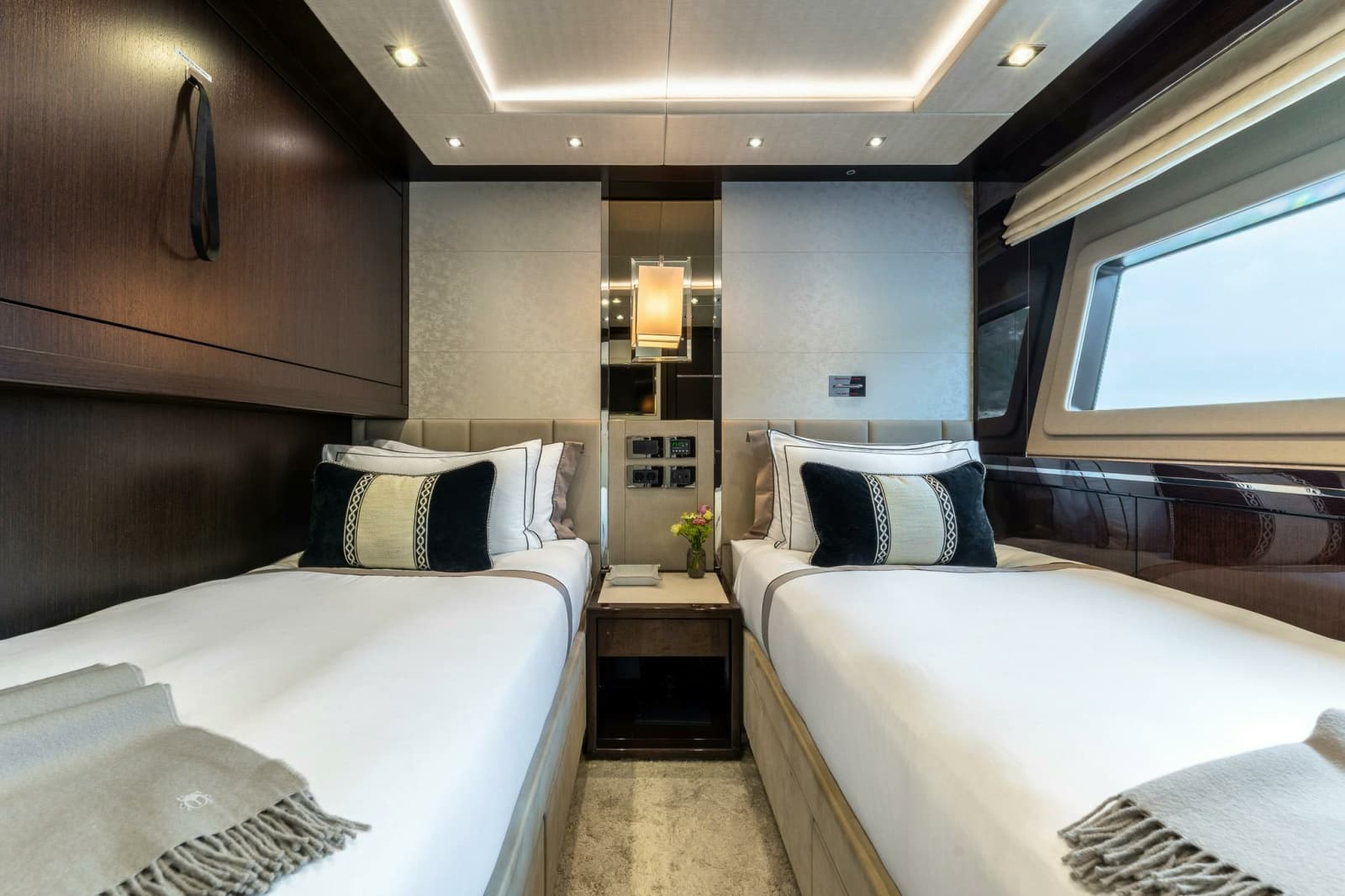 2020 Sunseeker Sunseeker 116 Yacht