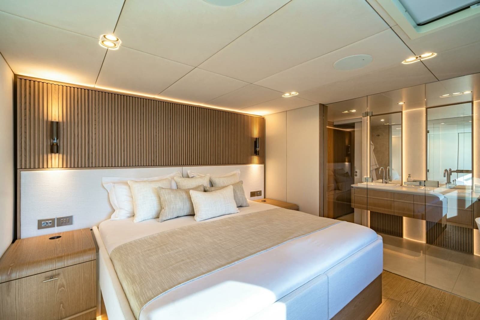 2025 SUNREEF YACHTS Sunreef 100 Power