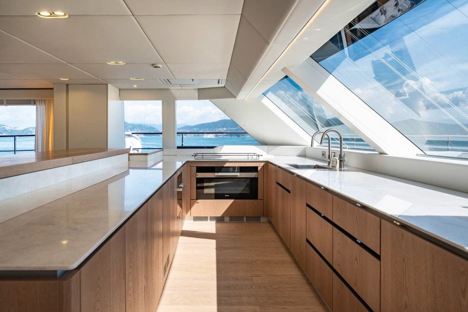 2025 SUNREEF YACHTS Sunreef 100 Power