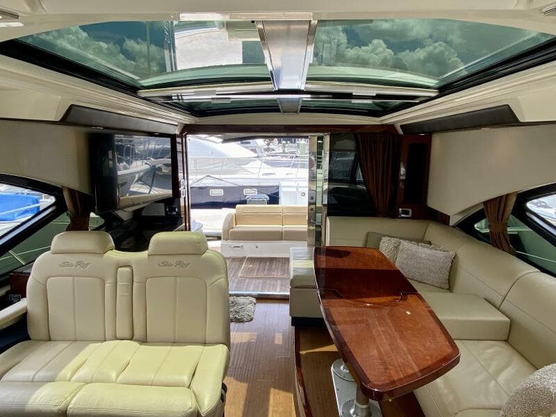 Salon Facing Aft