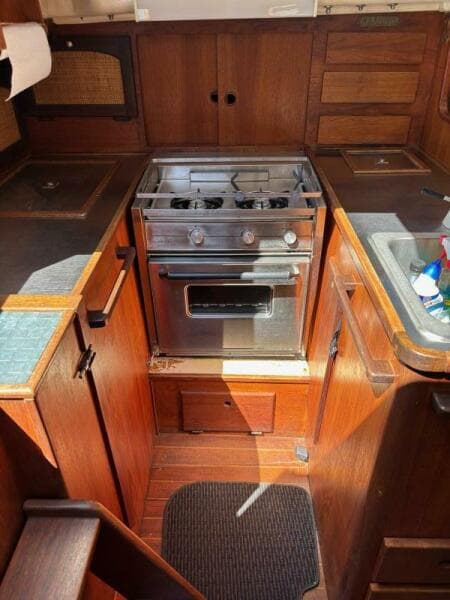 1979 Aloha 