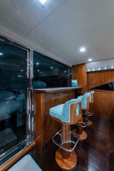Skylounge Aft Bar