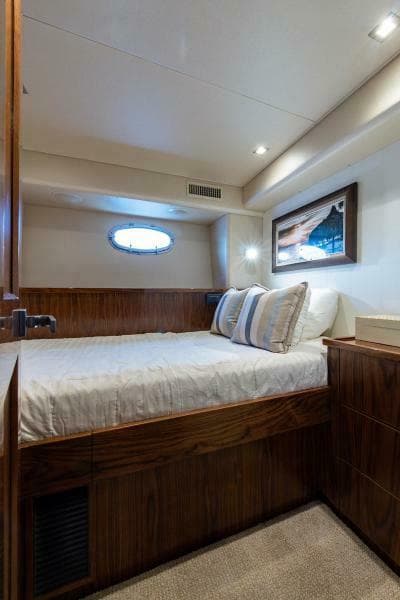 Captains Cabin