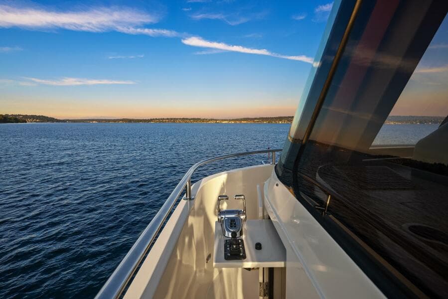 Side Deck