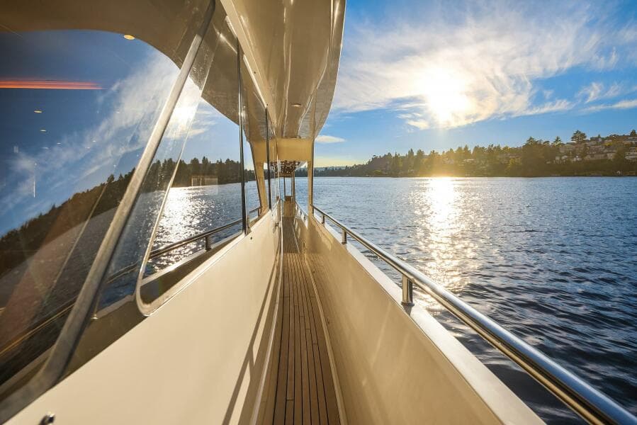 Side Deck