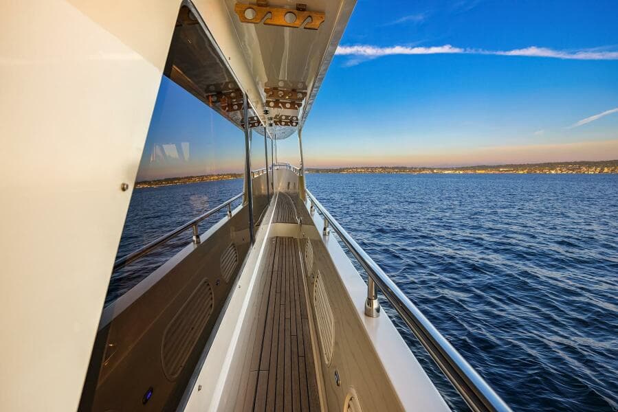 Side Deck