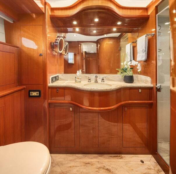 Owners Stateroom Head