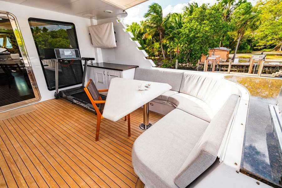 Bridge Deck Aft