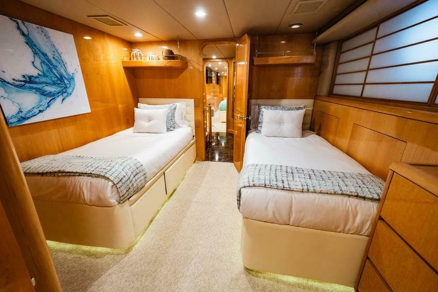 Port Fwd Cabin