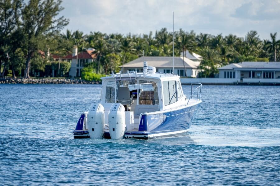 2027 MJM 38RS