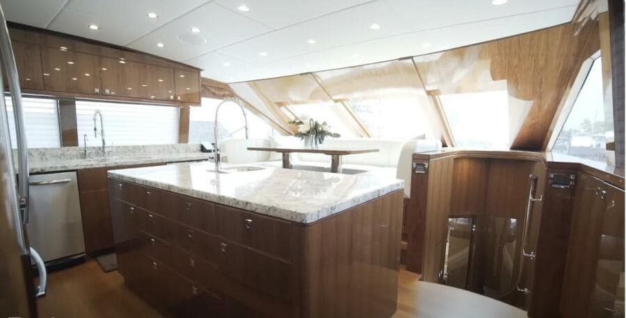 2017 Hargrave Raised Pilothouse