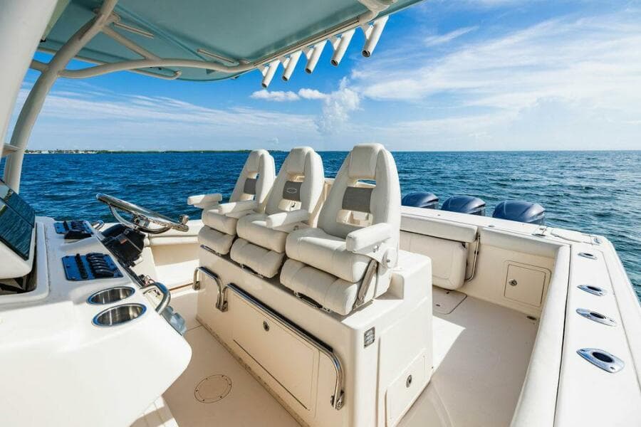 2016 Grady-White Canyon 336