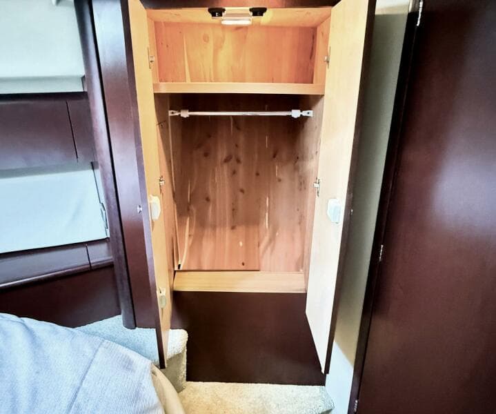 2008 Sea Ray 44 Sedan Bridge