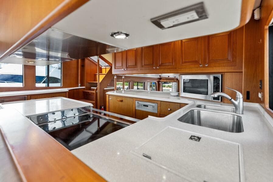 2005 Grand Banks 72 Aleutian RP