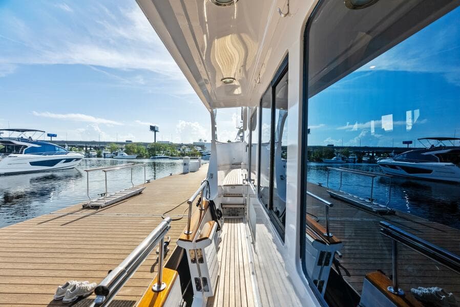 2005 Grand Banks 72 Aleutian RP