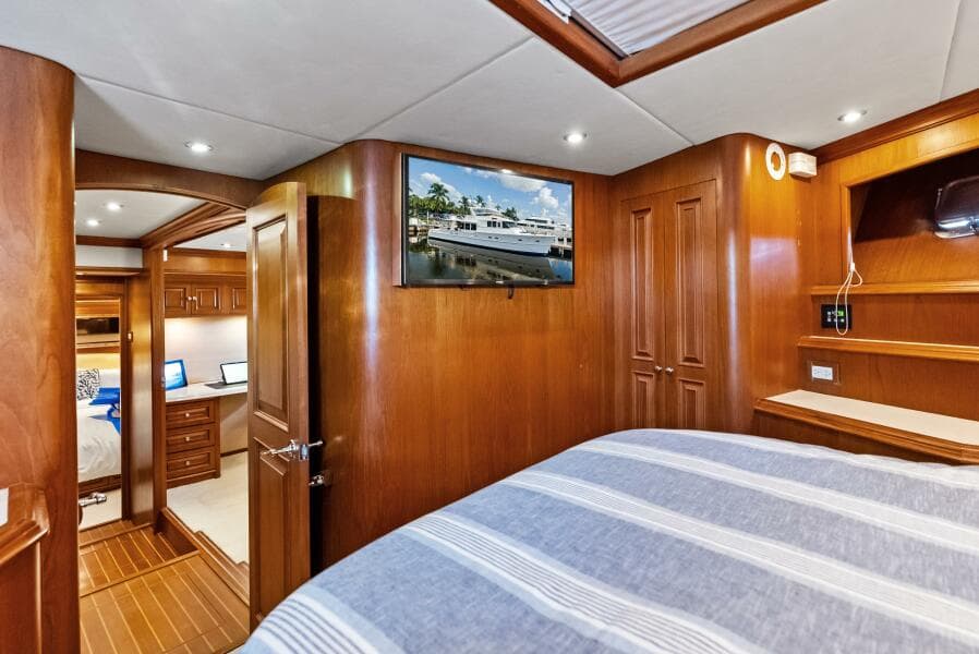 2005 Grand Banks 72 Aleutian RP