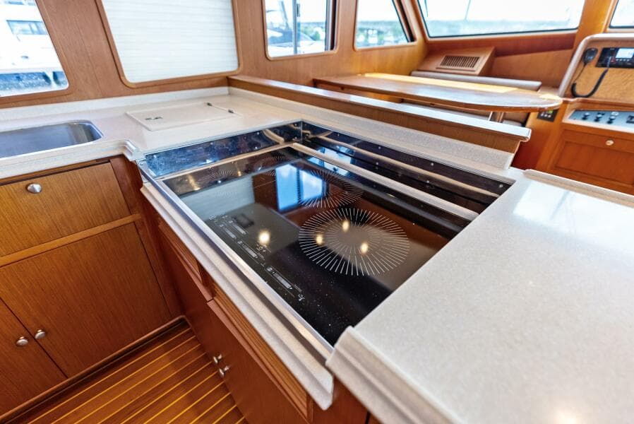 2005 Grand Banks 72 Aleutian RP