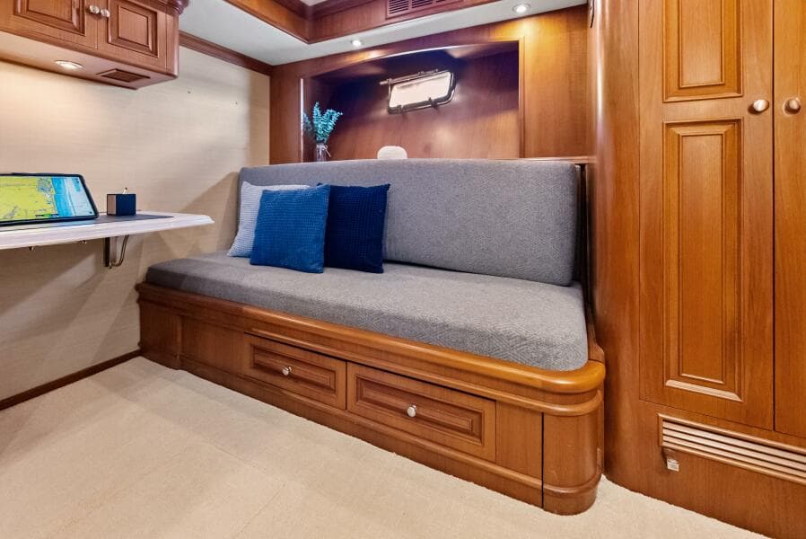 2005 Grand Banks 72 Aleutian RP