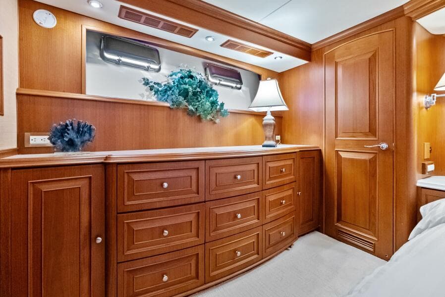 2005 Grand Banks 72 Aleutian RP