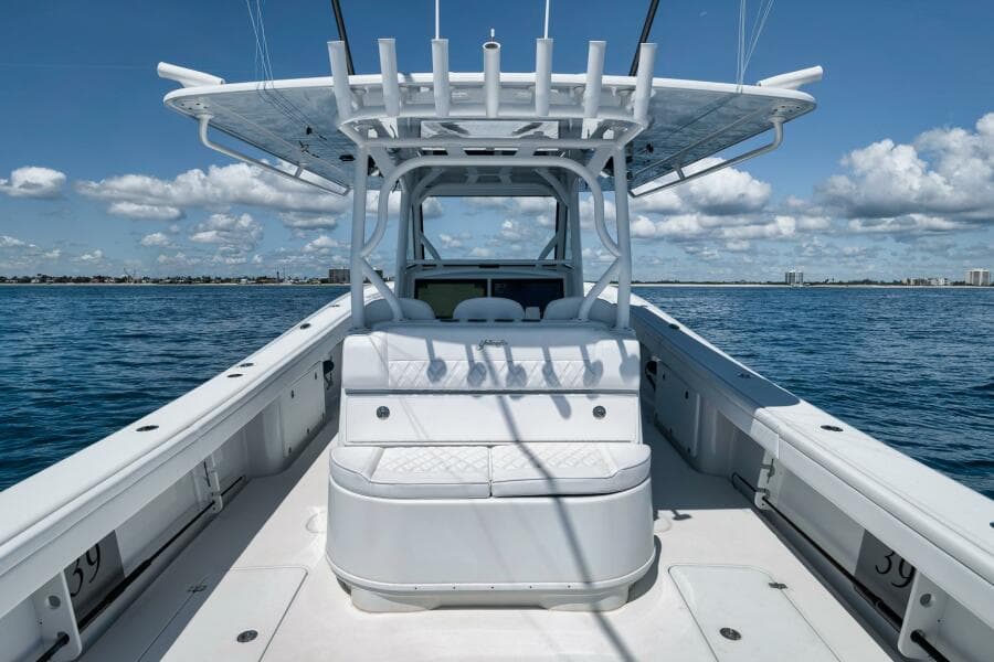 2023 Yellowfin 39' Offshore