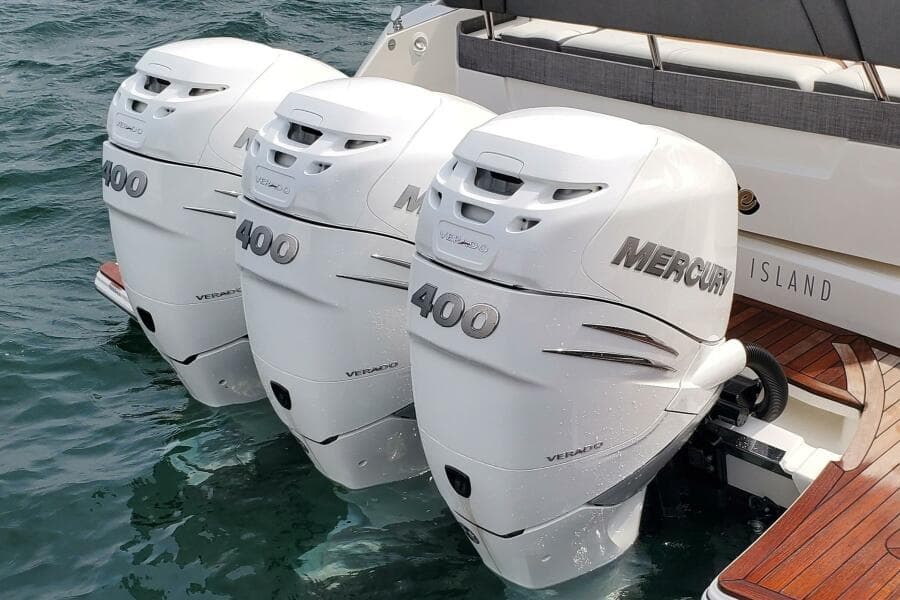 2021 Tiara Yachts 38 LS