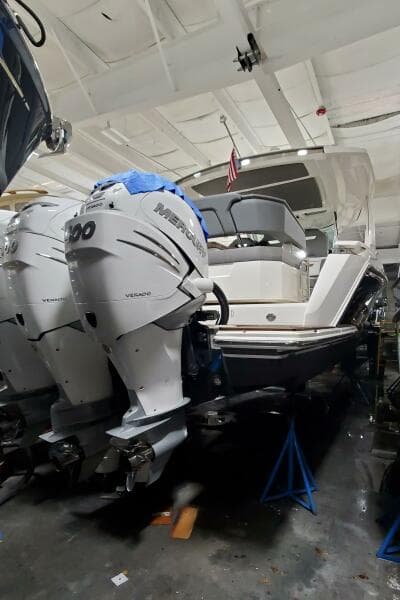 2021 Tiara Yachts 38 LS