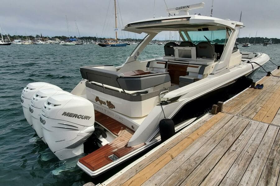 2021 Tiara Yachts 38 LS