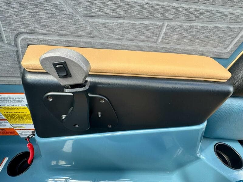 2020 ATX Surf Boats 24 Type S