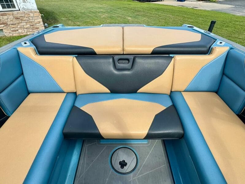 2020 ATX Surf Boats 24 Type S